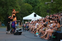 Le spectacle de merde 61 * 5184 x 3456 * (7.32MB)